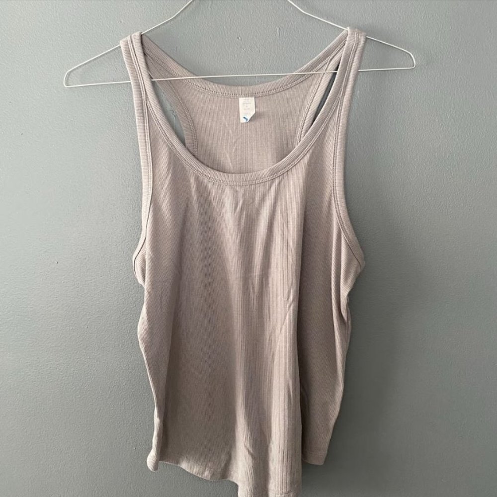 Old Navy UltraLite Rib-Knit Racerback Gray Tank Top for Women Size Large